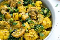 Creamy Potato and Pea Coconut Curry