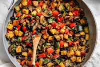 Crispy Skillet-Roasted Breakfast Hash