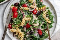 Vibrant Spinach Pasta Salad