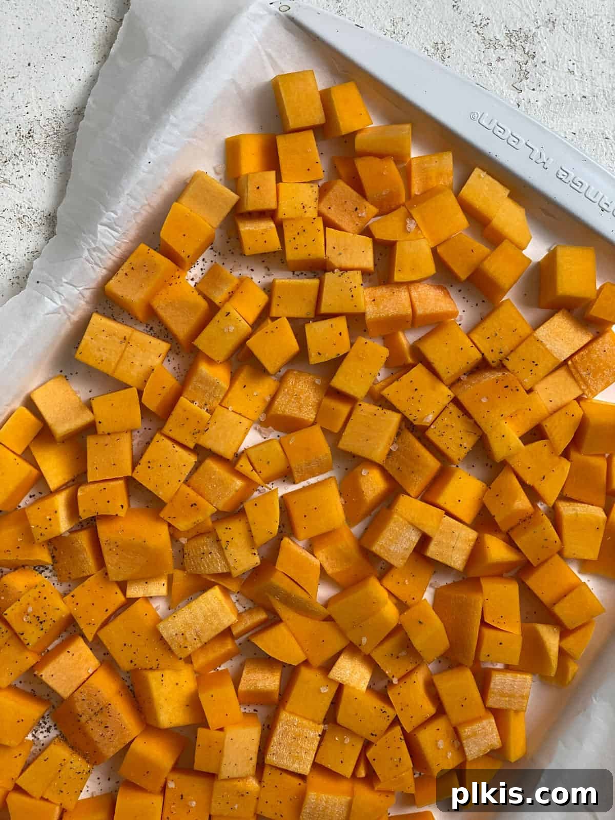 Creamy Vegan Pumpkin Dream 5 post mixing of pumpkin and seasonings in a baking tray