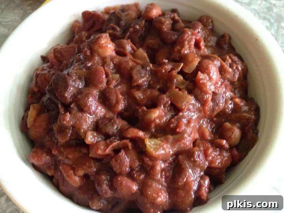 Frugal Vegan Feasts for One: Week 2 Progress 7 Closeup of a bowl of four-bean chili.