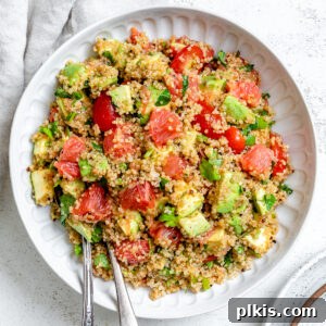 completed Avocado Quinoa Salad with Grapefruit on a plate