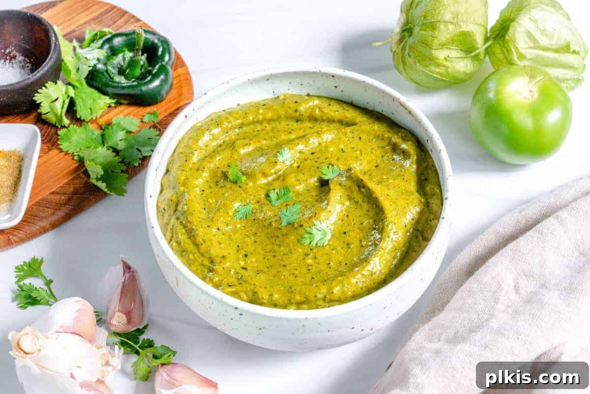 Creamy Tomatillo Avocado Salsa Verde 