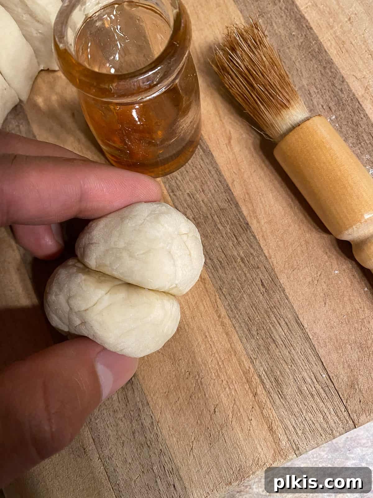 Delicate Chinese Wraps 12 Two oiled dough circles pressed gently together to form a double layer.