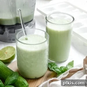 completed Cucumber Smoothie in two cups