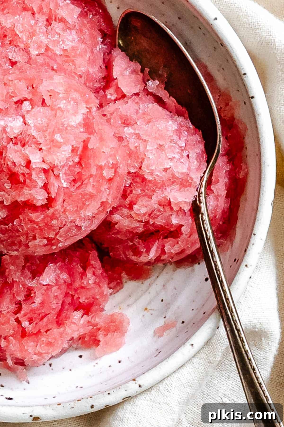 Ruby or Jade Grape Sorbet 2 Completed Easy Grape Sorbet (Red or Green) in a bowl.
